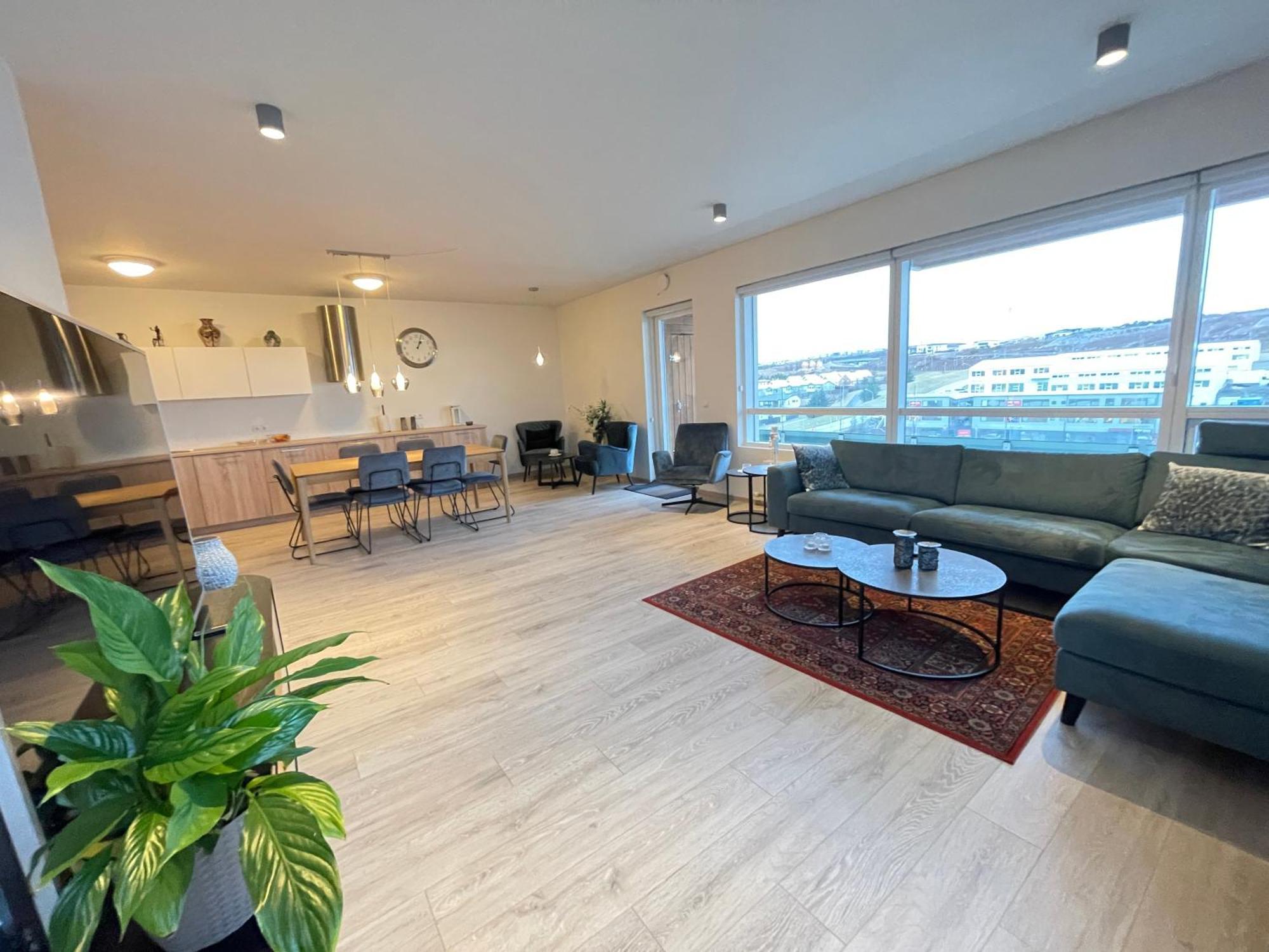 Modern And Spacious 3 Bedroom Apartment In Kopavogur Reykjavík Exterior foto